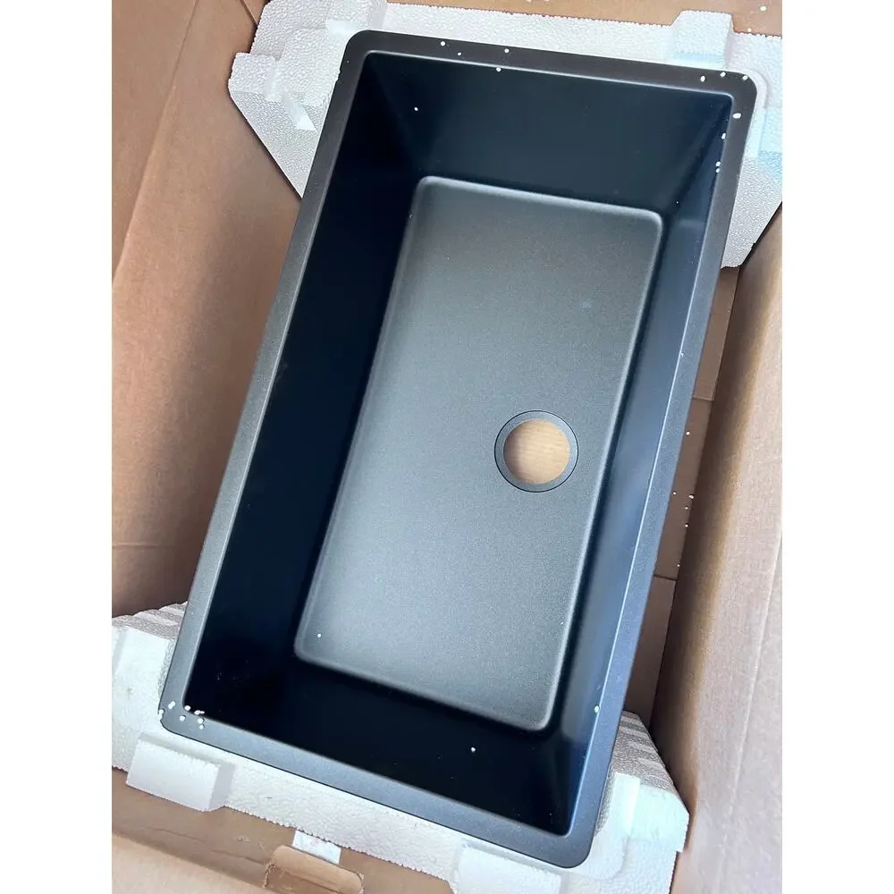 NEW Elkay Quartz Luxe 33